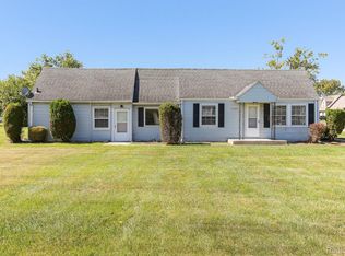 23863 Middlebelt Rd, Farmington Hills, MI 48336