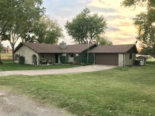 48 Todd Dr, Ponca City, OK 74604