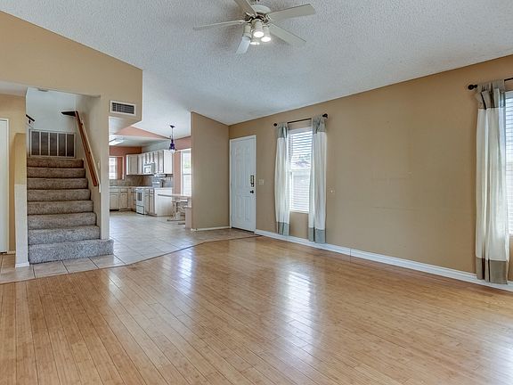 4th image of 3007 E Muirwood Dr