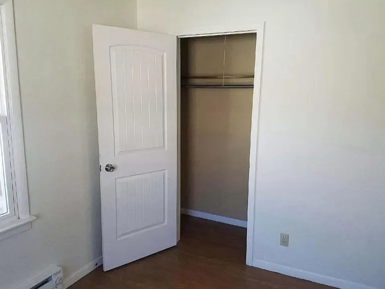 2106 N Benton Ave #B — Photo 2