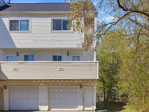 1260 Virginia St, Saint Paul, MN 55117