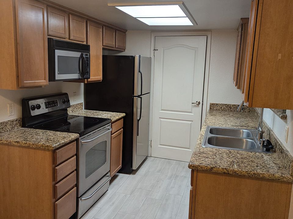 1st image of 12067 Alta Carmel Ct Unit 66