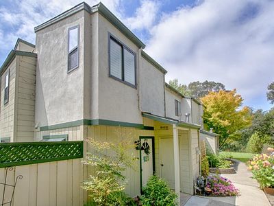 3275 Churnside Ln, Santa Cruz, CA, 95062