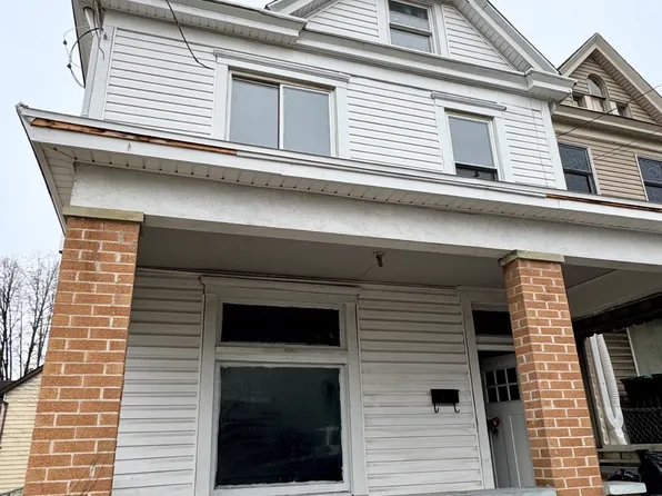 111 Churchill St, Mc Kees Rocks, PA 15136