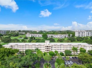 3900 Oaks Clubhouse Drive #507, Pompano Beach, FL 33069