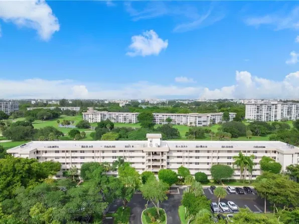 3900 Oaks Clubhouse Drive #507, Pompano Beach, FL 33069