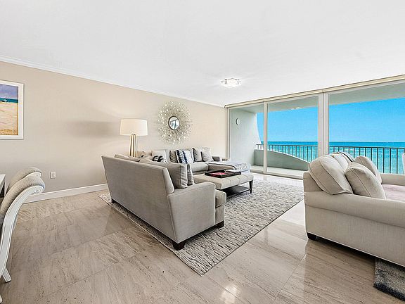 3rd image of 2001 SE Sailfish Point Boulevard #313