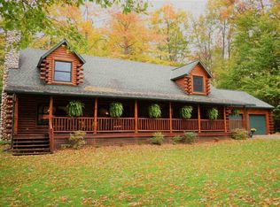 2685 Rosewood Ln, Petoskey, MI 49770