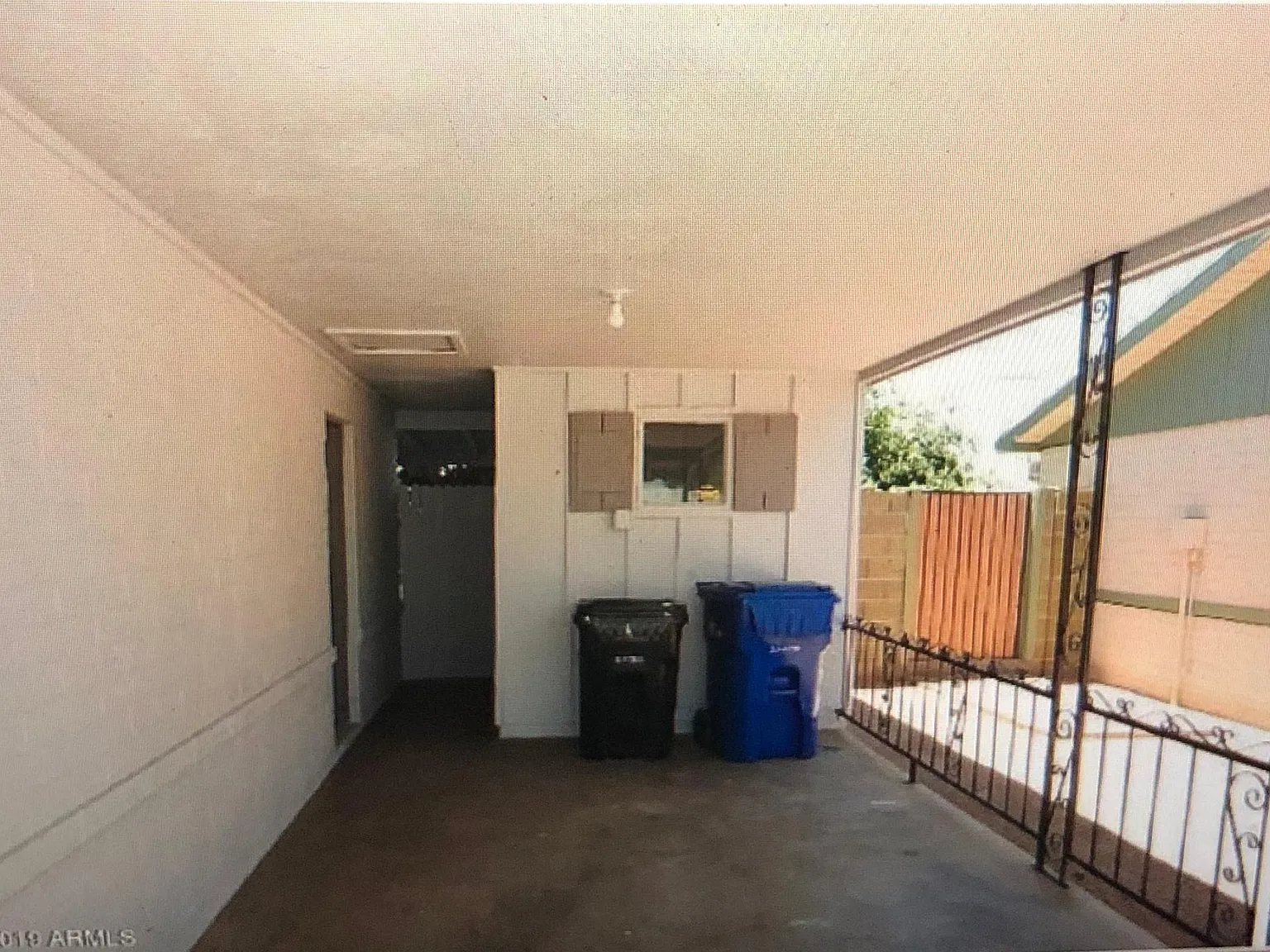 3 bed, 1280 sqft, $2,500 — Photo 4