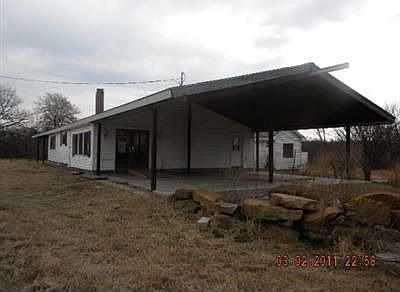 2nd image of 1076 45th Rd