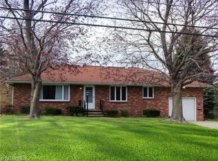 3215 Sweitzer St NW, Uniontown, OH 44685