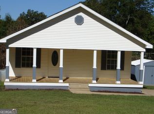 1703 E 3rd Ct, Lanett, AL 36863