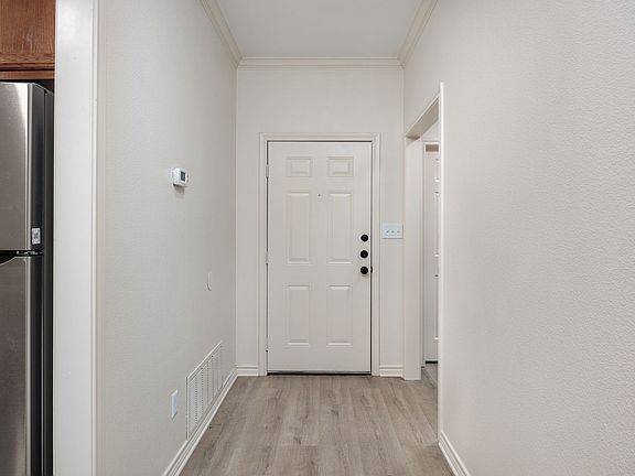2nd image of 6806 County Road 1215