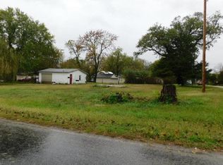 402 S Vine St, Cherokee, KS 66724