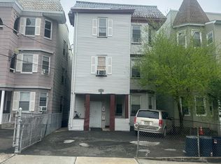 142 Johnson St, Carteret, NJ 07008