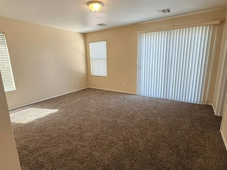 11716 Garland Grove Ln — Photo 15