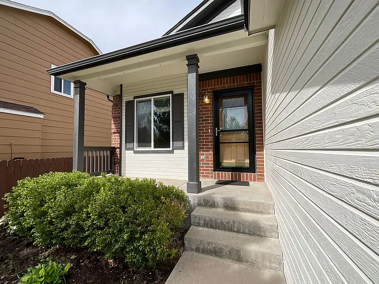 9180 Red Columbine Dr — Photo 4