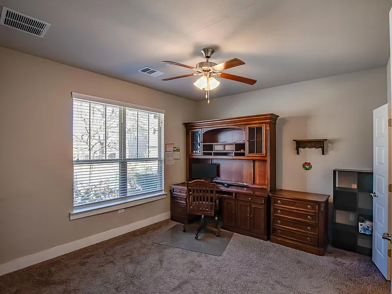 9707 McKnight Loop — Photo 3