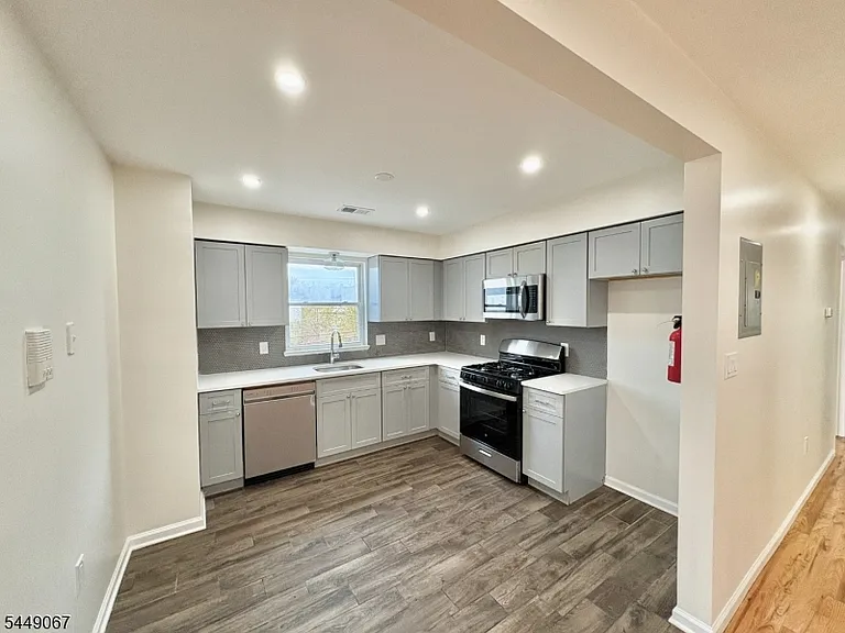 156 Ridgewood Ave #1 — Photo 26
