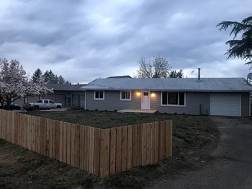 1695 SE Salmonberry Rd Photo 1