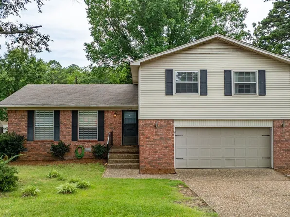 2916 Echo Valley Dr, Little Rock, AR 72227