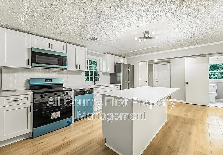 2845 3rd Ave SW #2845-1 — Photo 9