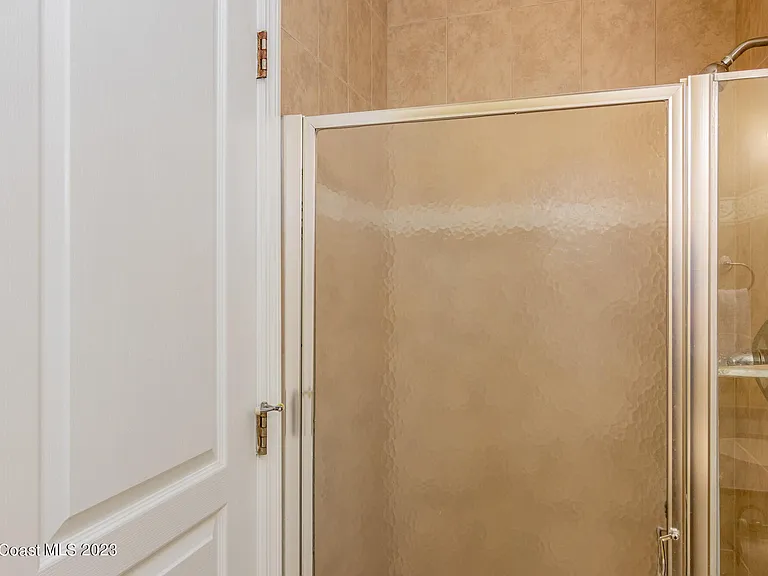 187 Jamaica Dr — Photo 20