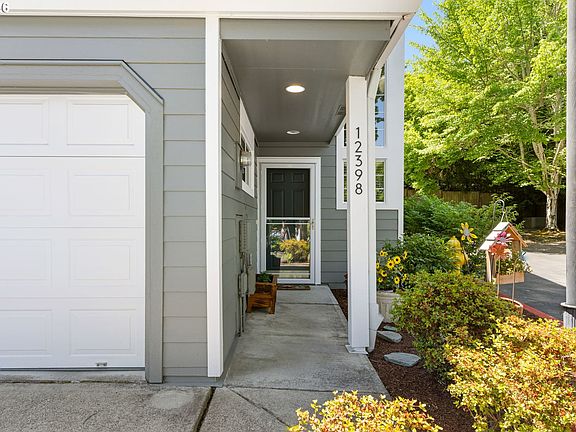 3rd image of 12398 SW Meader Way