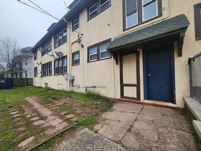 268 Sherman Ave #A44 — Photo 10