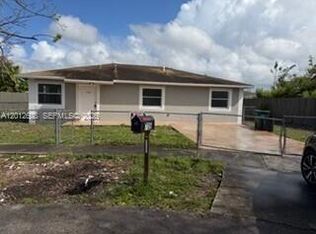 705 NW 13th Ter, Florida City, FL 33034