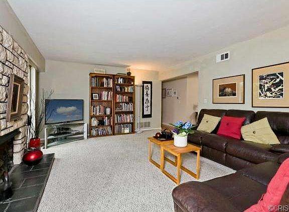 5th image of 6949 Farralone Ave