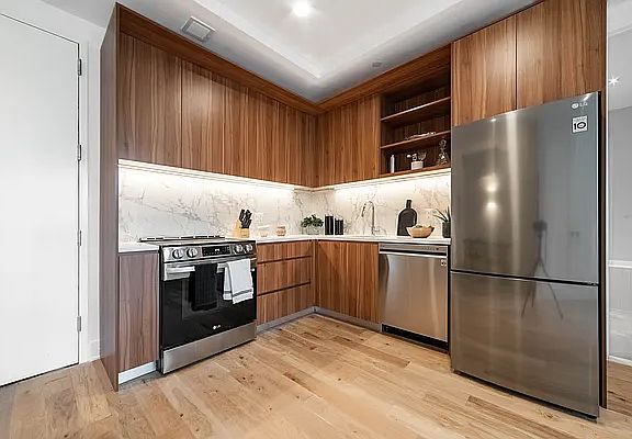2nd image of 2641 3rd St #5B