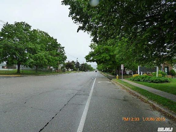3rd image of 2453 Union Blvd APT 34A