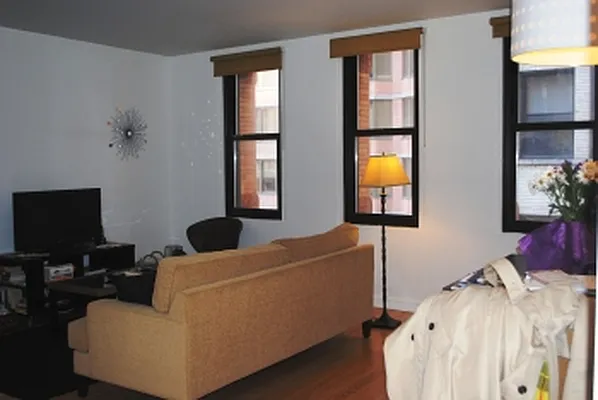 Rented by MNS | media 18