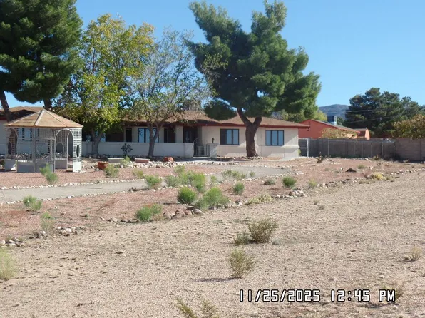 2080 Seneca St, Kingman, AZ 86401