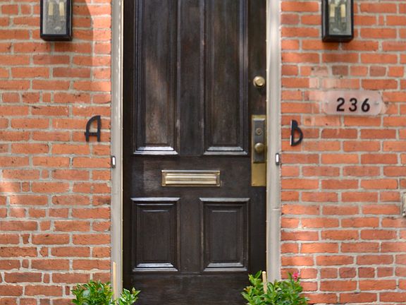 2nd image of 236 Jackson St #B