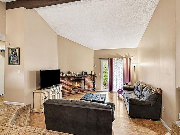 4th image of 14025 Ballantrae Dr