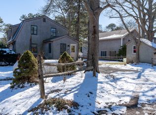 2 Lagrange Ave, Oak Bluffs, MA 02557