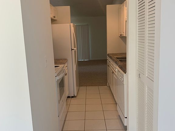 3rd image of 38070 Daughtery Rd #37775