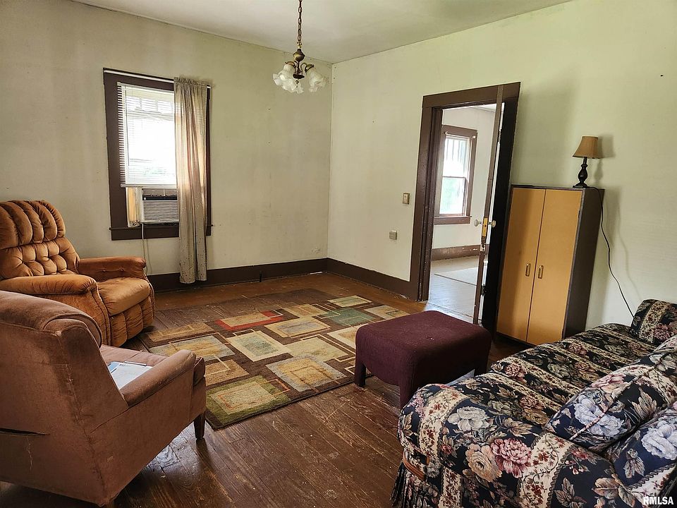 405 High St, Bluford, IL 62814 Zillow