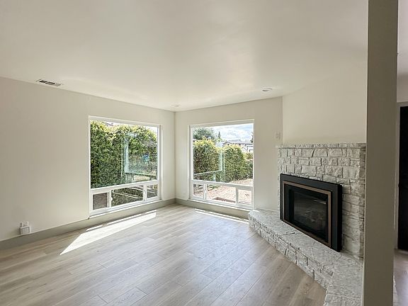 3rd image of 157 De Chene Ave #A