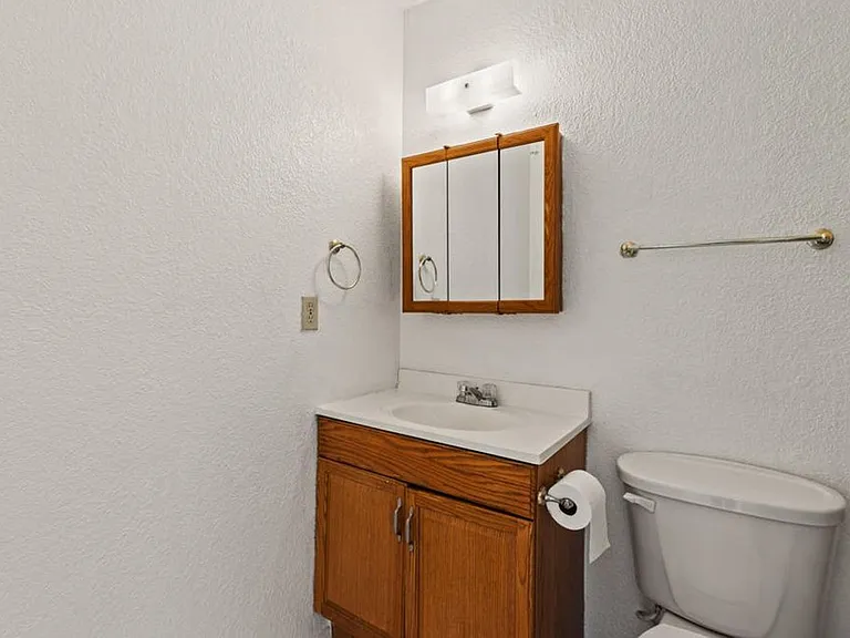 11701 Henry Phipps Dr — Photo 16