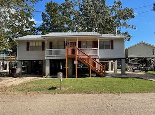 20288 Patricia Dr, Springfield, LA 70462