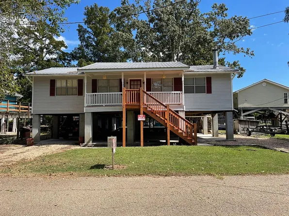 20288 Patricia Dr, Springfield, LA 70462