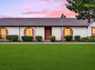 12223 Sharpview Dr, Houston, TX 77072