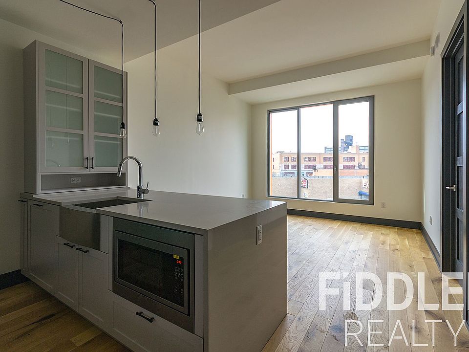1st image of 10 Montieth St APT 414