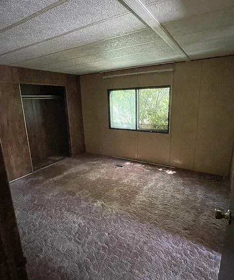 340 E 8 N — Photo 15