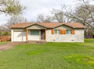 1414 Eastview Dr, Weatherford, TX 76086