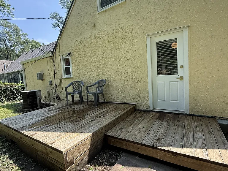 7724 Walnut St — Photo 11