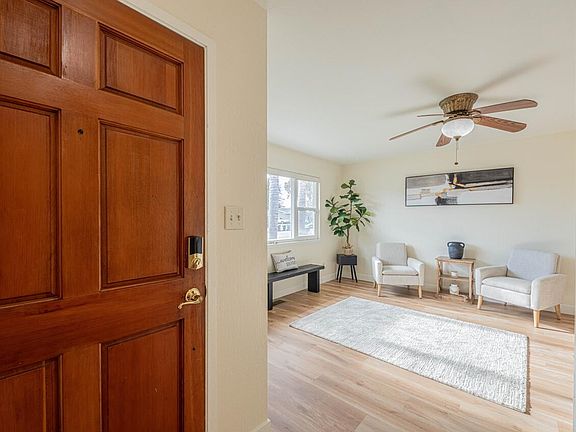 5th image of 530 Inca Way